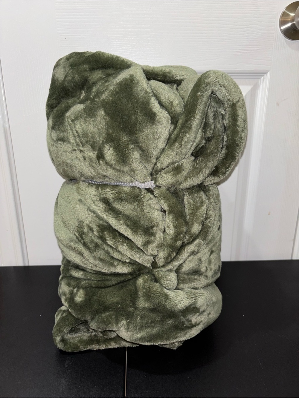 Sea Turtle Green Velvet Plush Throw Blanket - Picture 2 of 2